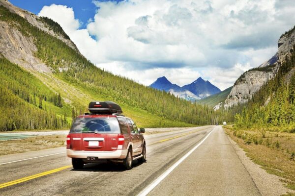 Путешествия на автомобиле: подготовка к дальним поездкам и советы по организации отдыха