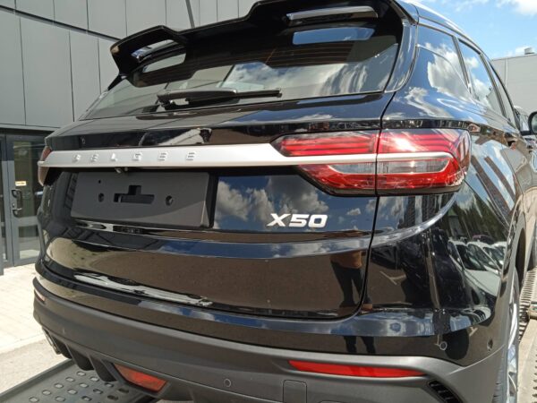 Несущественные отличия Belgee X50 от Geely Coolray. Отличие в цене